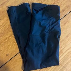 Maternity capris. Full front panel, low back waist.